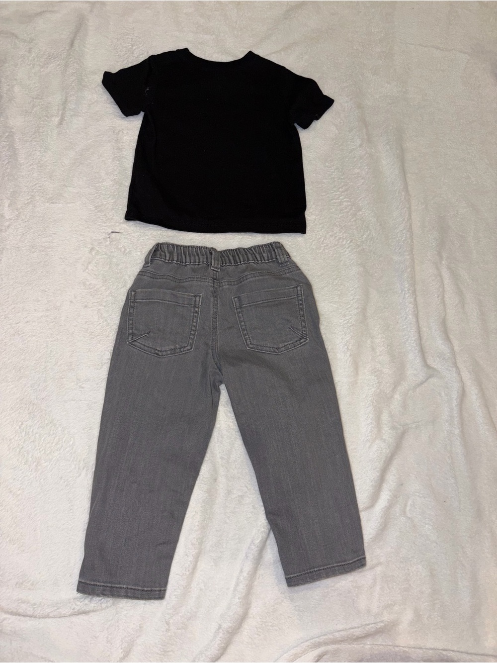 Toddler Gray Jeans with Black Tee Bundled Set of 2 2T Items